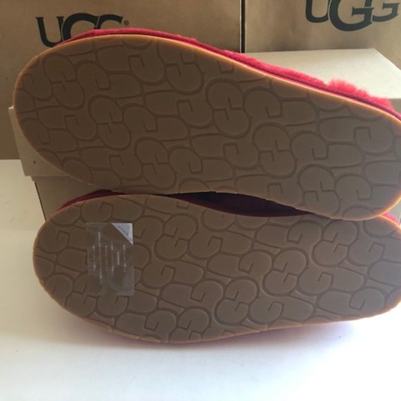 UGG Dalla Plaid Shearling Red Slipper. Size: 8, 9, 10. Sheepskin. Fur - Picture 5 of 8